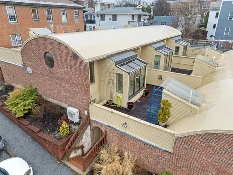 265 Pearl Street Burlington VT 05401