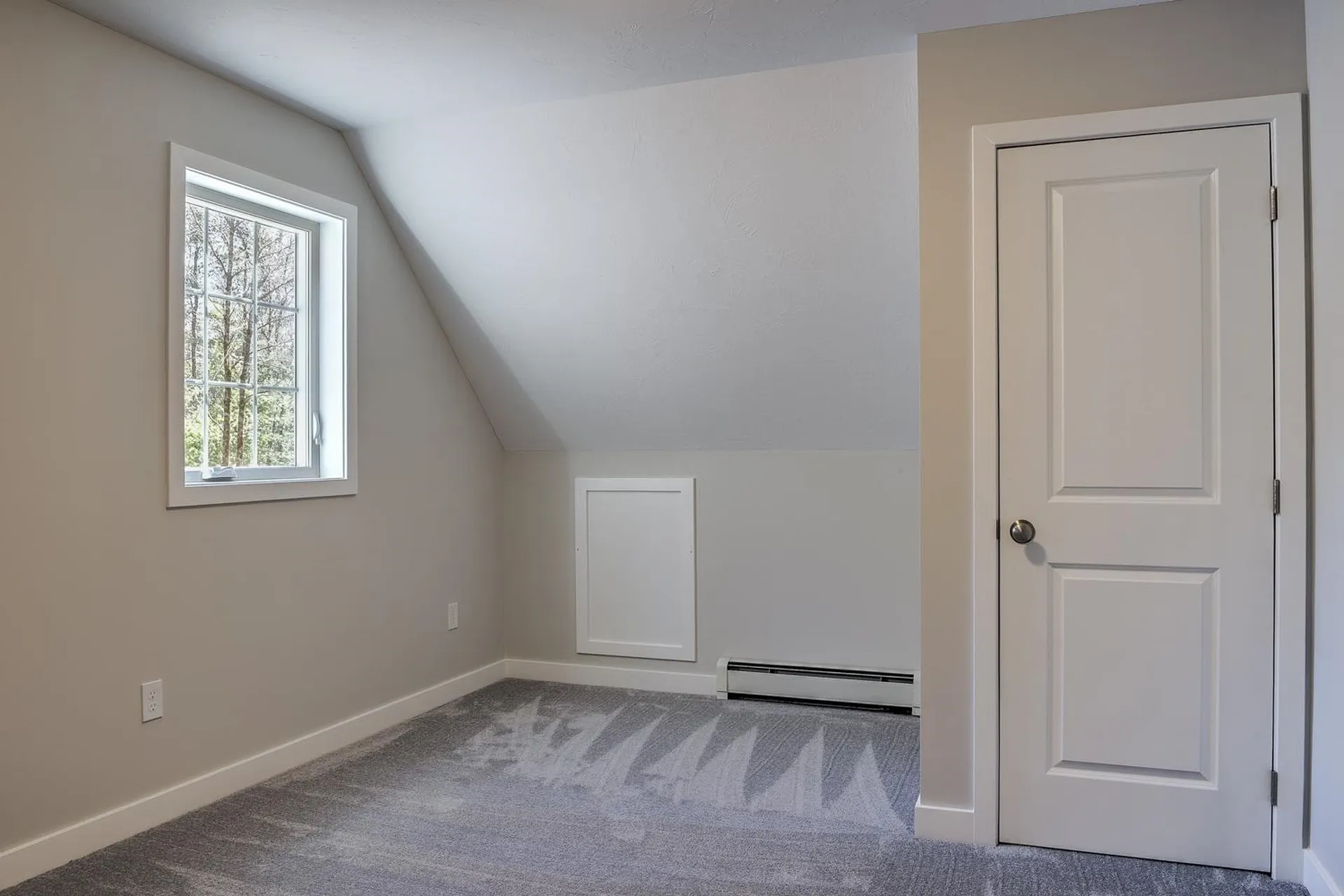 5 Asheley Avenue Hinsdale NH 03451