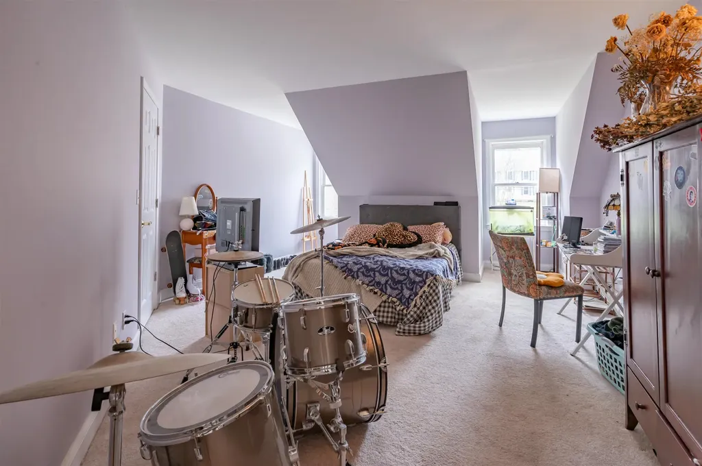 3 Foxberry Drive New Boston NH 03070