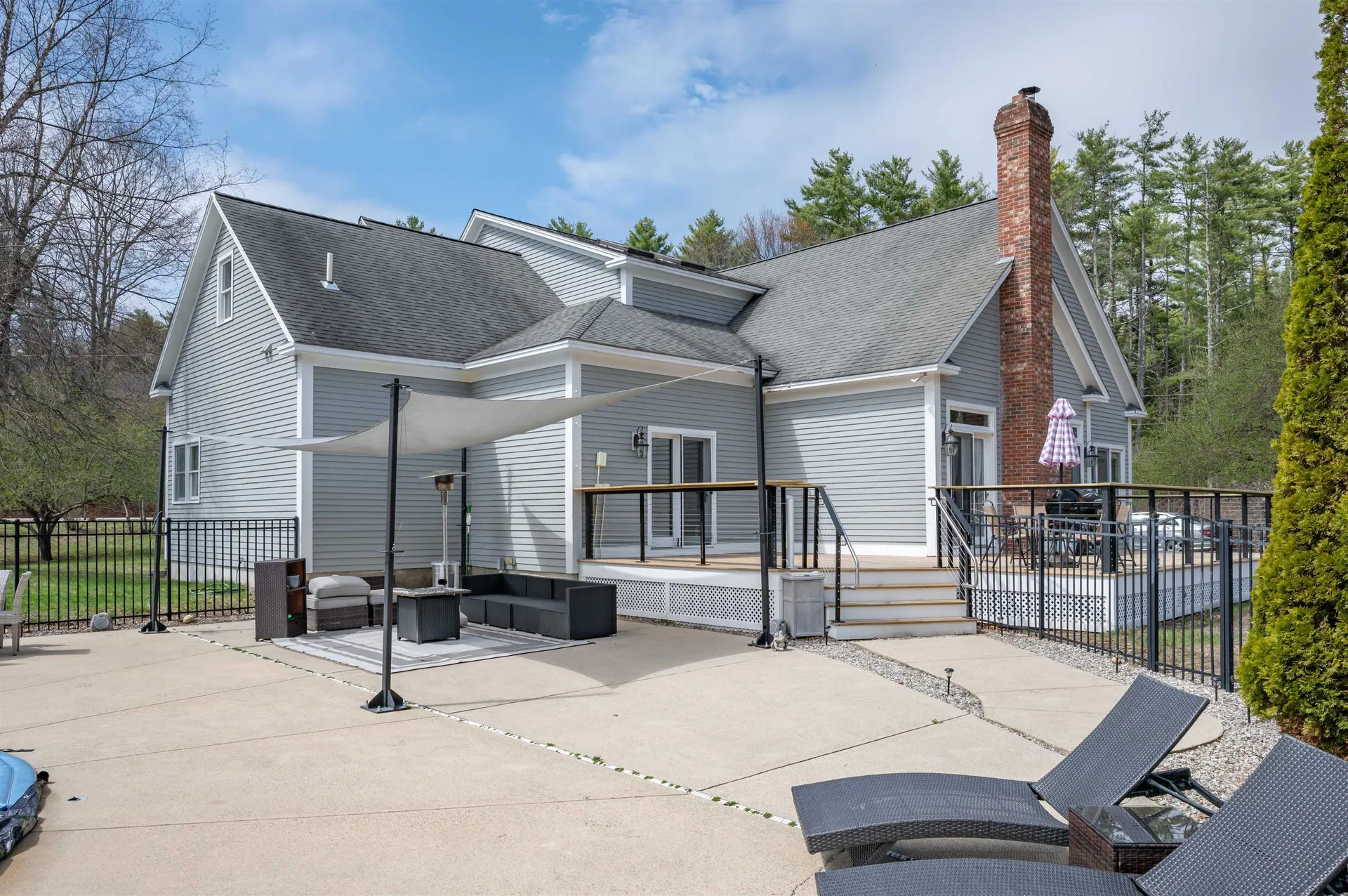 3 Foxberry Drive New Boston NH 03070