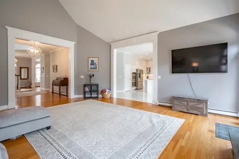 3 Foxberry Drive New Boston NH 03070