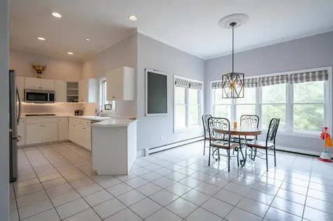 3 Foxberry Drive New Boston NH 03070
