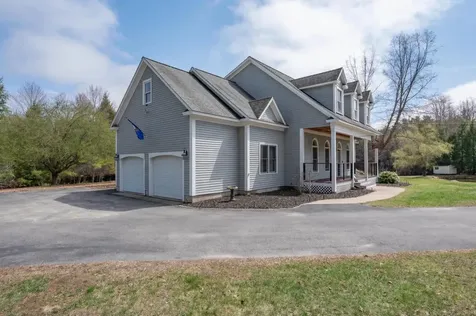 3 Foxberry Drive New Boston NH 03070