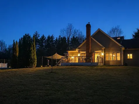 3 Foxberry Drive New Boston NH 03070