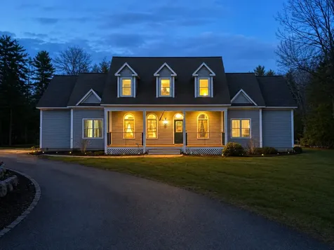 3 Foxberry Drive New Boston NH 03070
