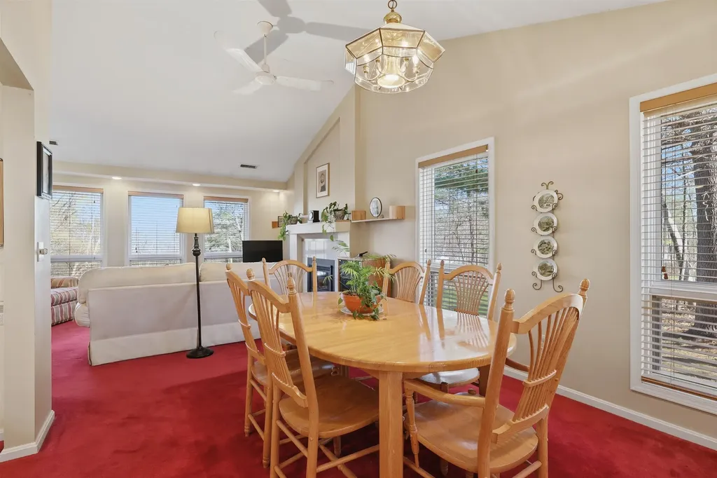 21 Brook Drive Hudson NH 03051