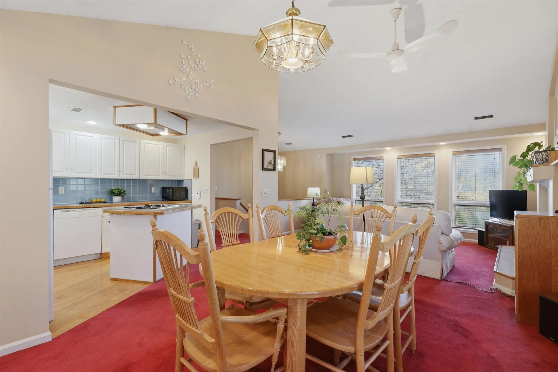 21 Brook Drive Hudson NH 03051