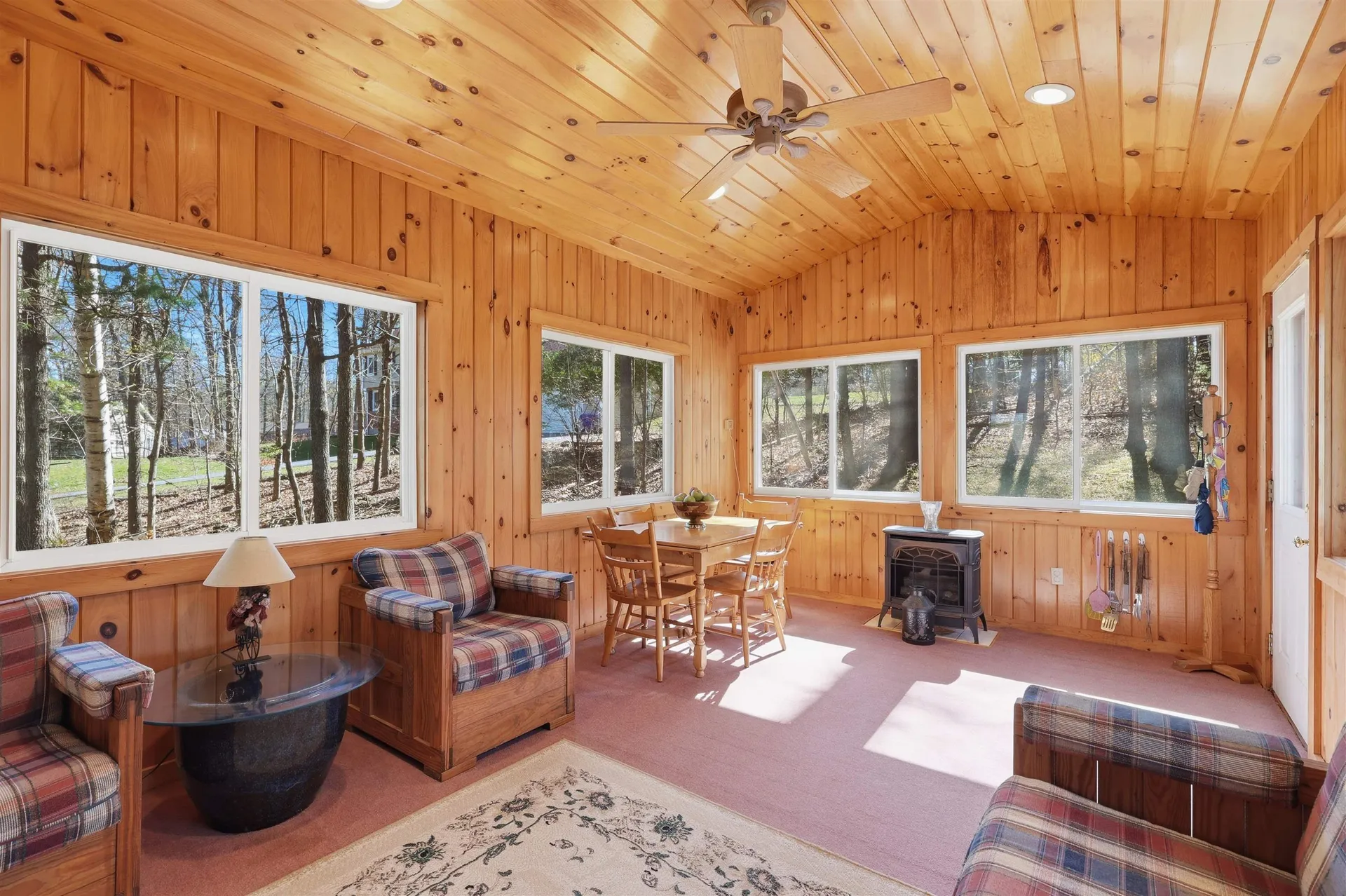 21 Brook Drive Hudson NH 03051