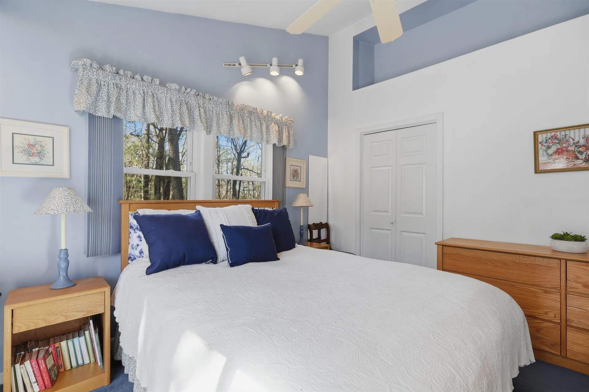 21 Brook Drive Hudson NH 03051