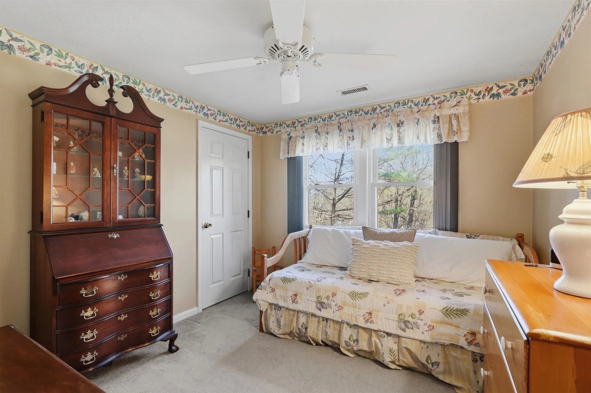 21 Brook Drive Hudson NH 03051
