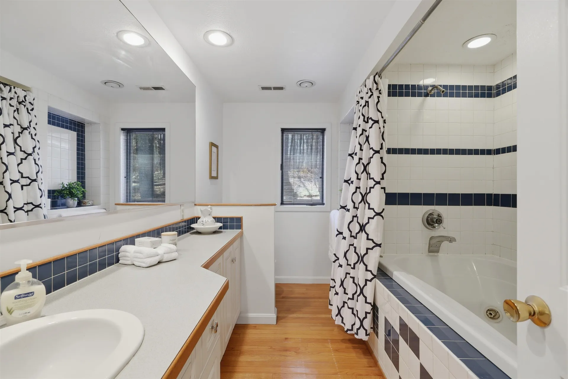 21 Brook Drive Hudson NH 03051