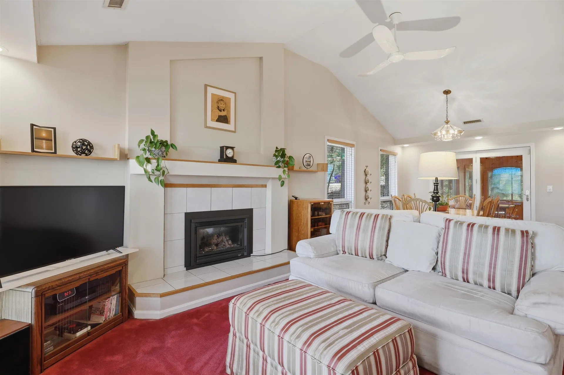 21 Brook Drive Hudson NH 03051