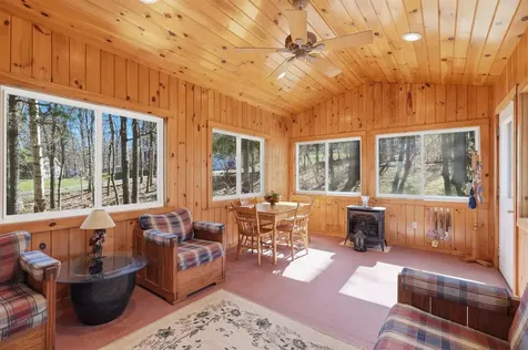 21 Brook Drive Hudson NH 03051