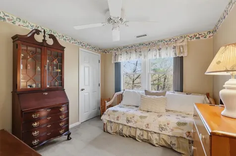 21 Brook Drive Hudson NH 03051