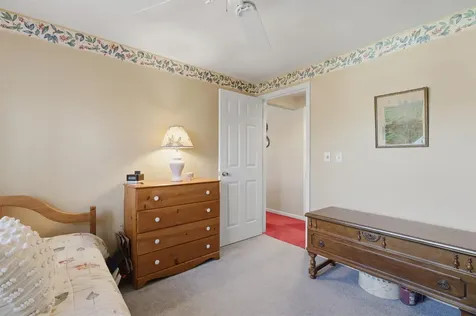 21 Brook Drive Hudson NH 03051