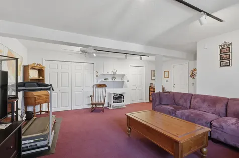 21 Brook Drive Hudson NH 03051