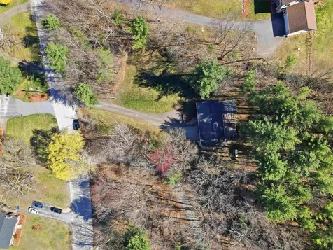 21 Brook Drive Hudson NH 03051