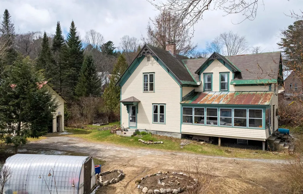 36 Windsor Lane Groton VT 05046