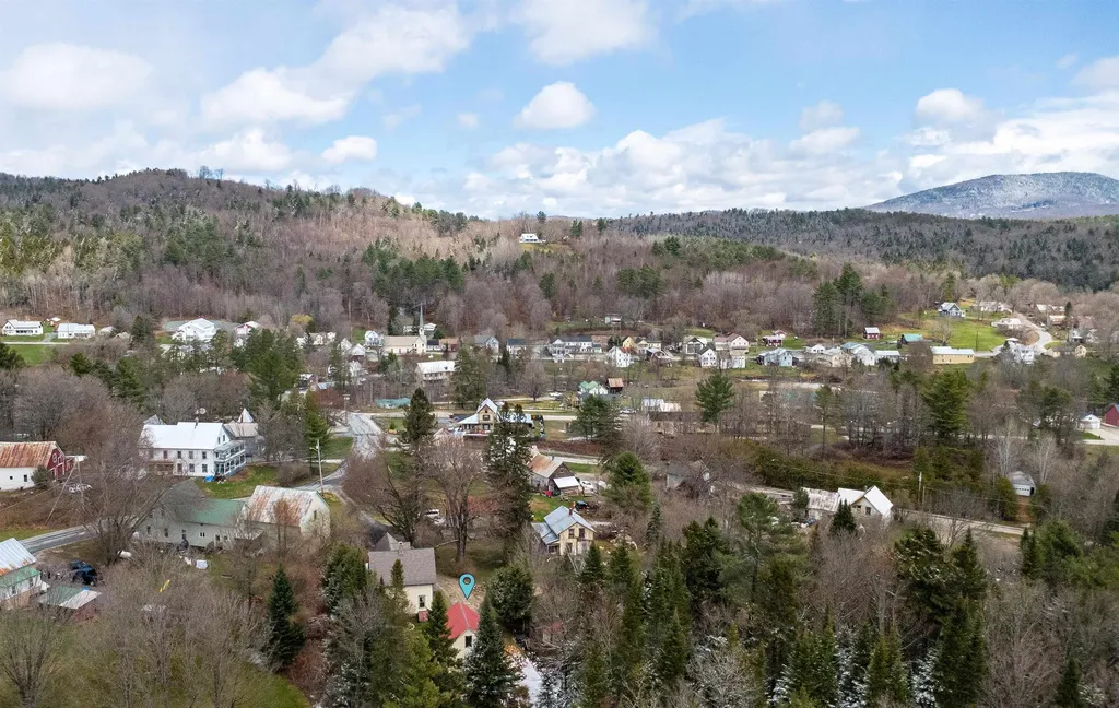 36 Windsor Lane Groton VT 05046