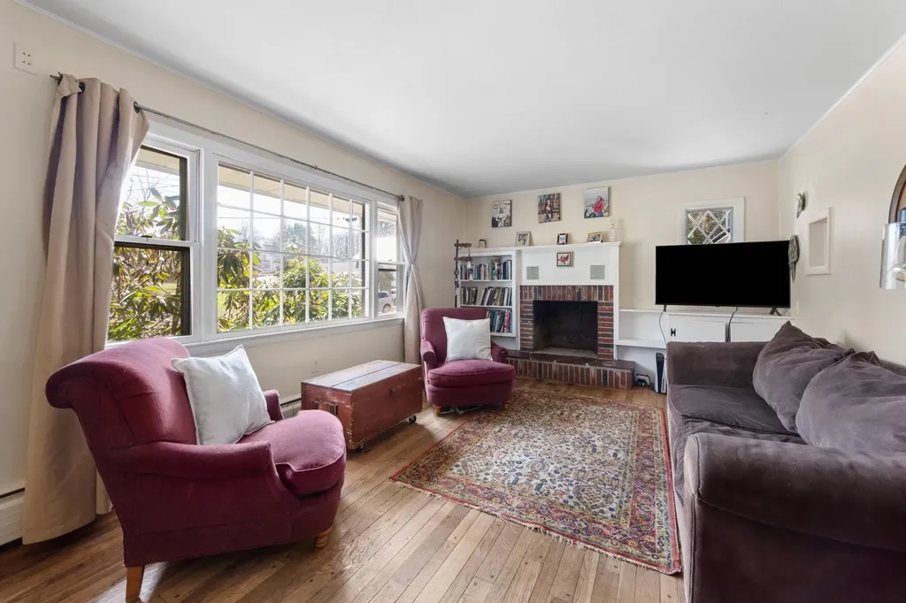 1 Langdon Park Road Plymouth NH 03264