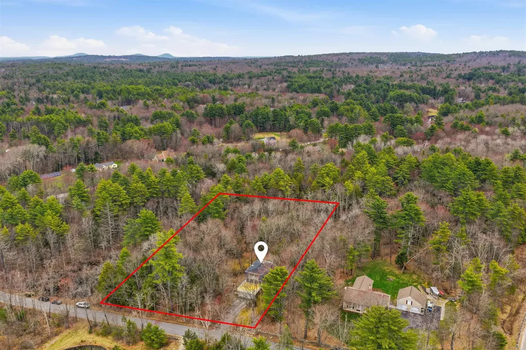 32 Murray Hill Road Candia NH 03034