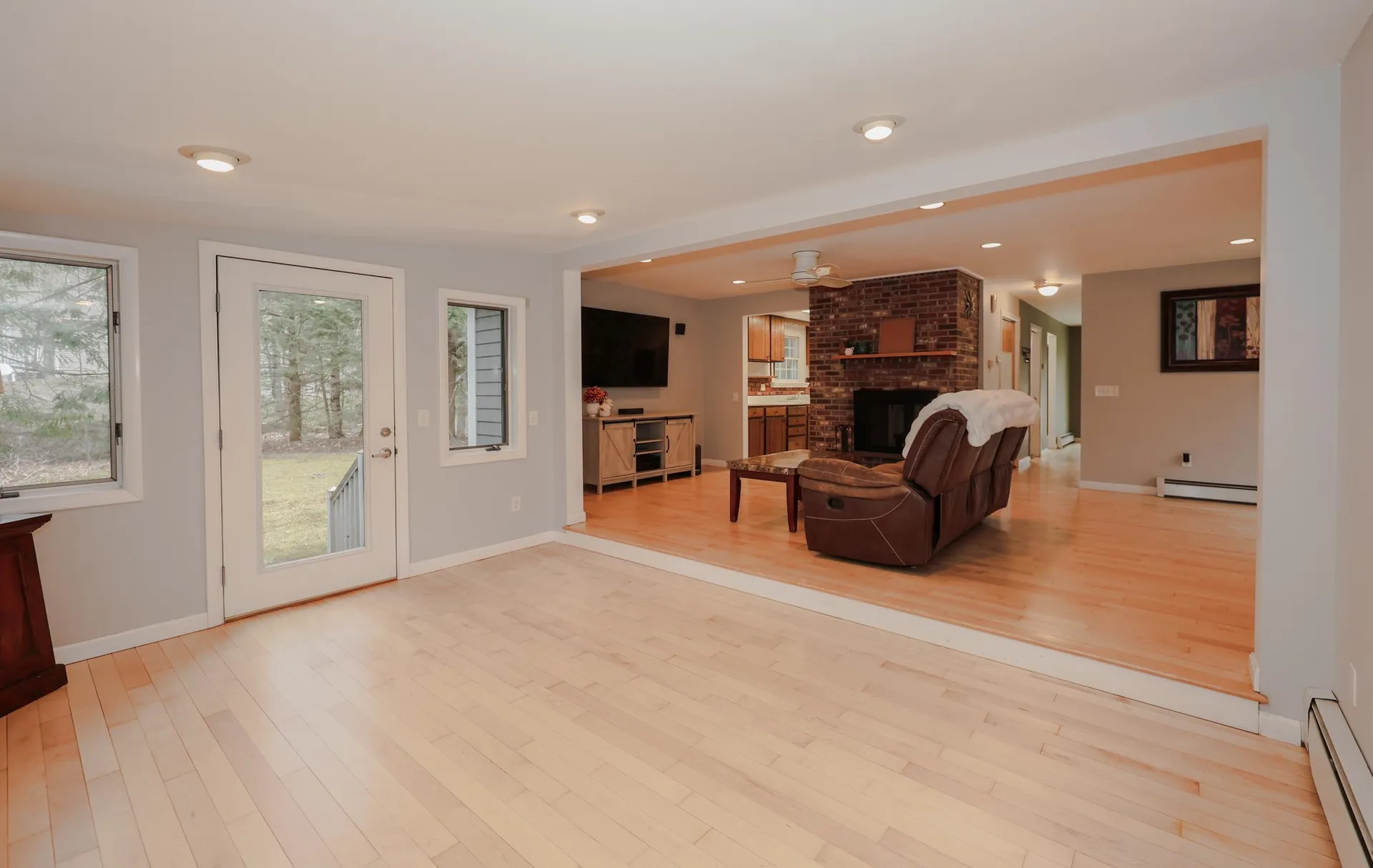 32 Murray Hill Road Candia NH 03034