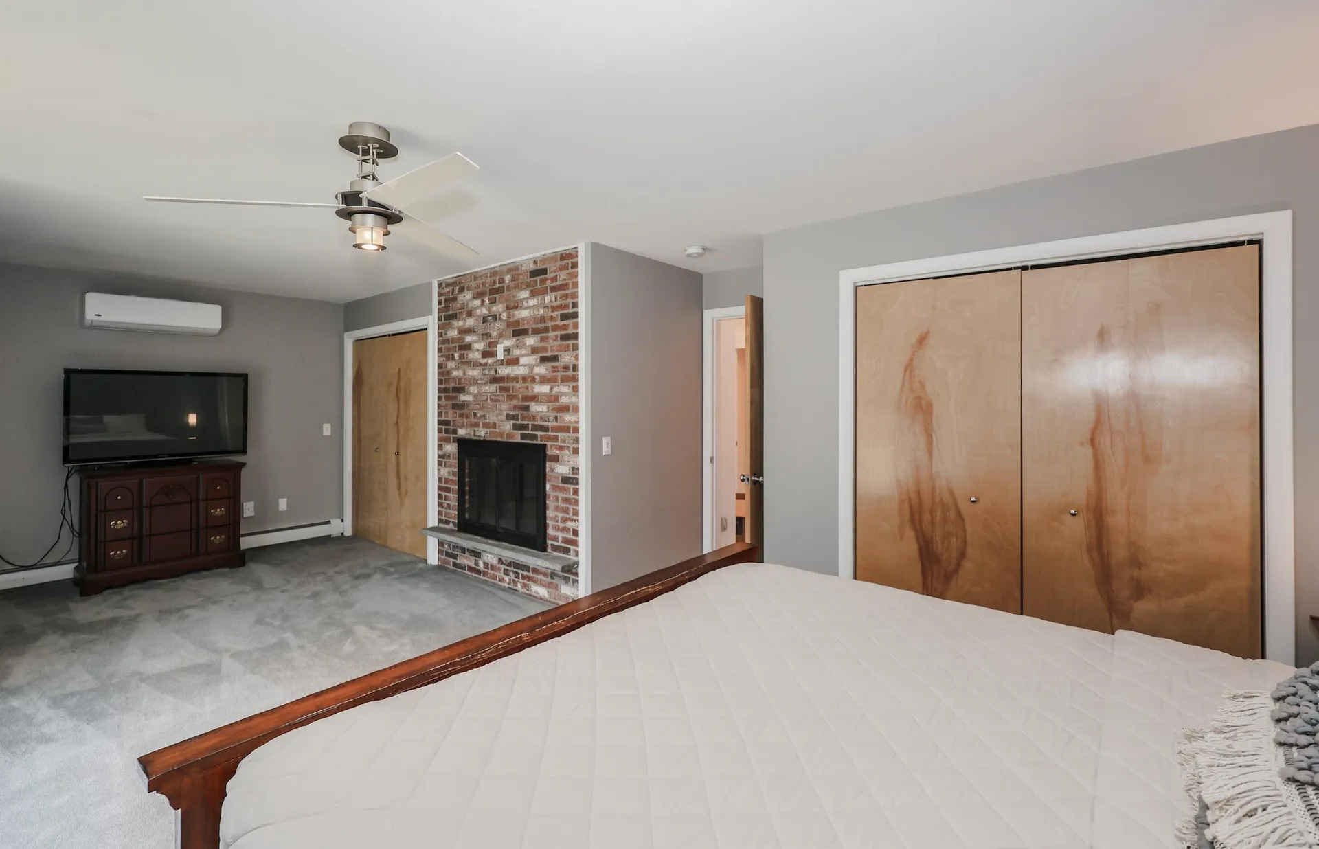 32 Murray Hill Road Candia NH 03034
