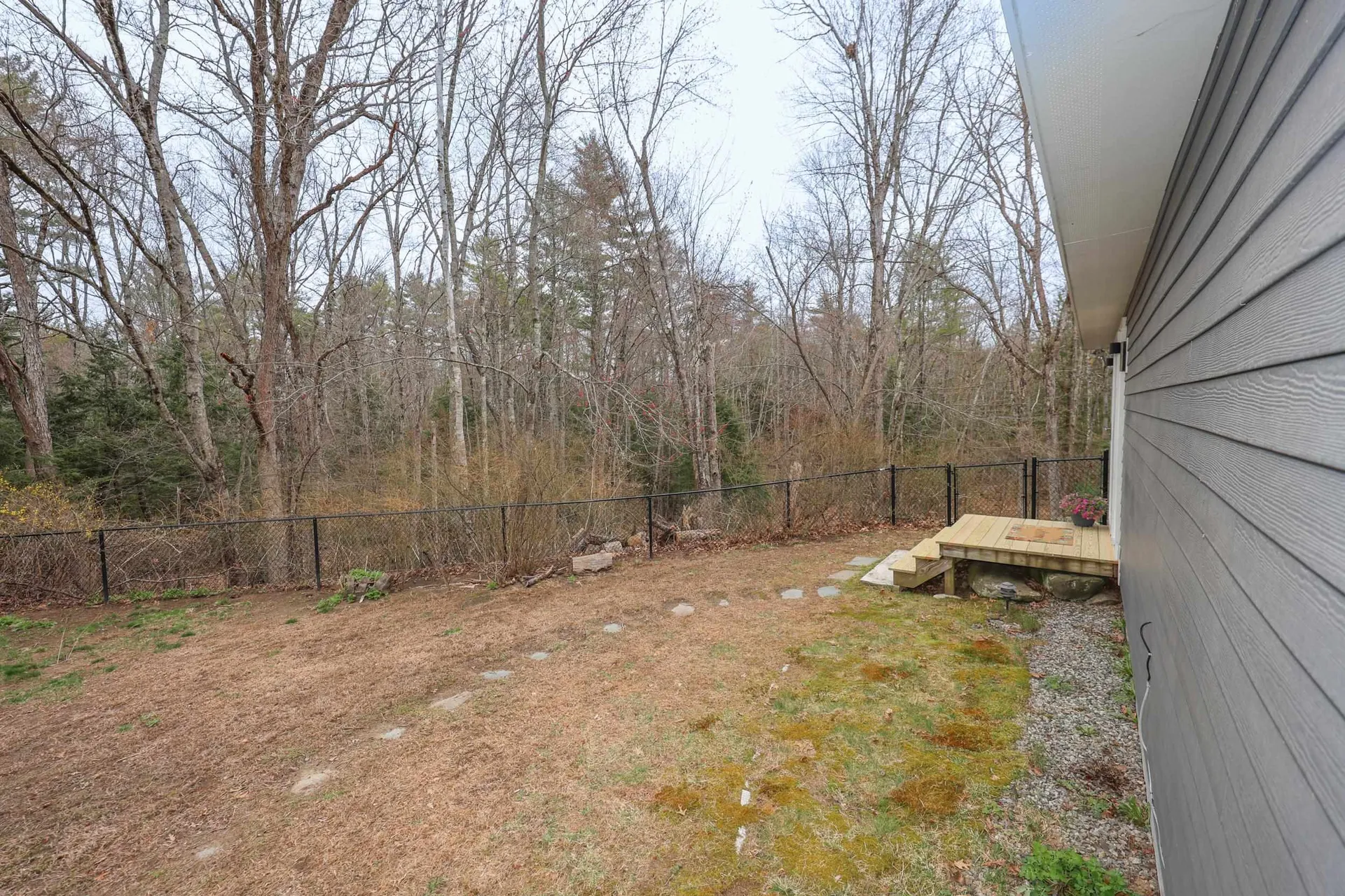 32 Murray Hill Road Candia NH 03034