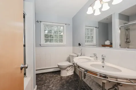 32 Murray Hill Road Candia NH 03034