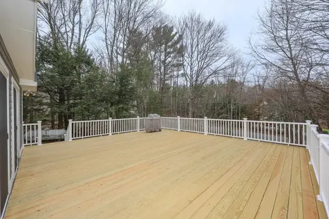32 Murray Hill Road Candia NH 03034