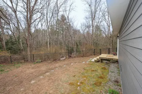 32 Murray Hill Road Candia NH 03034