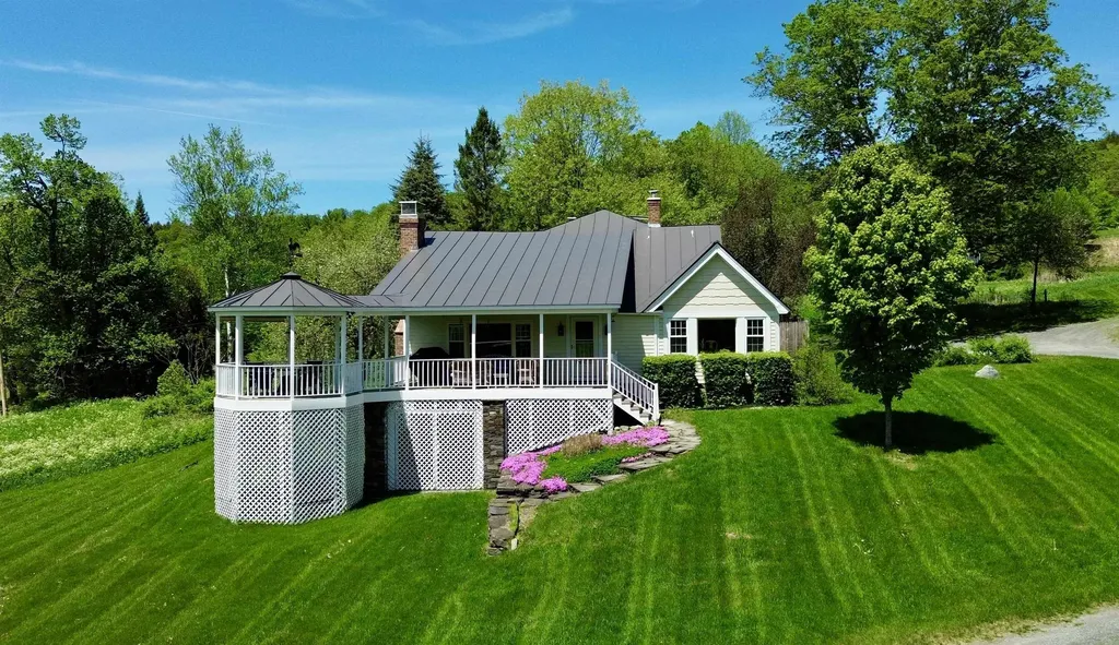 441 Rhoades Hill Road Barnard VT 05031