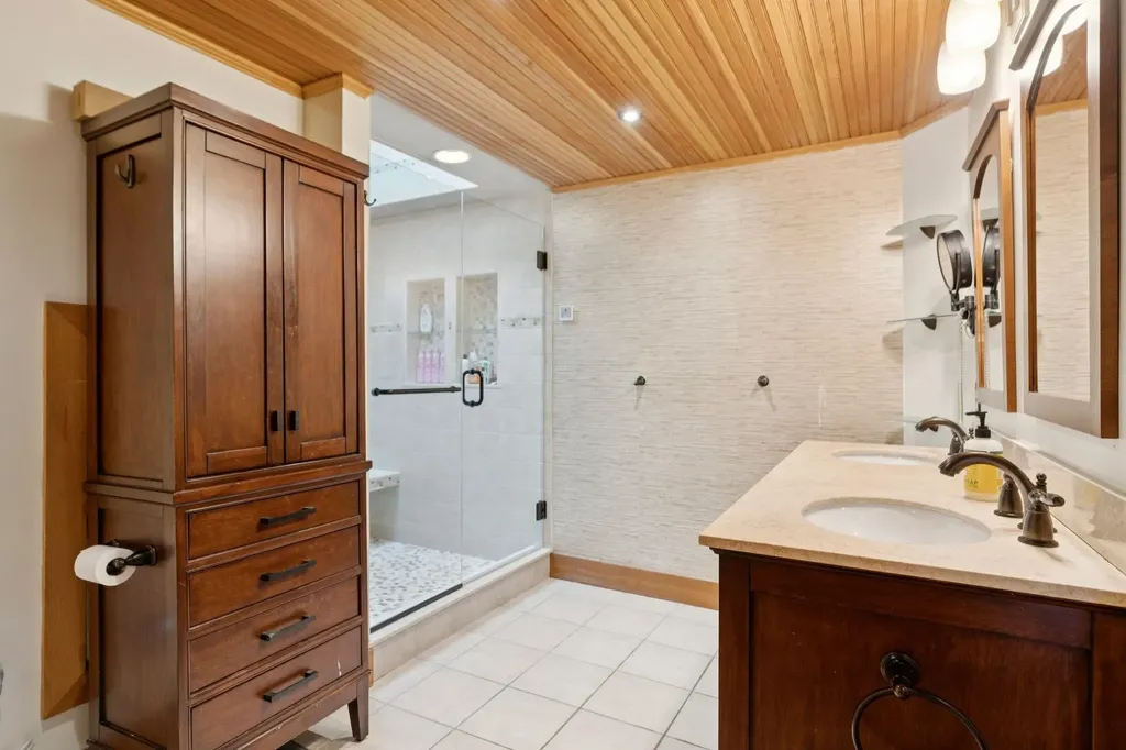 441 Rhoades Hill Road Barnard VT 05031