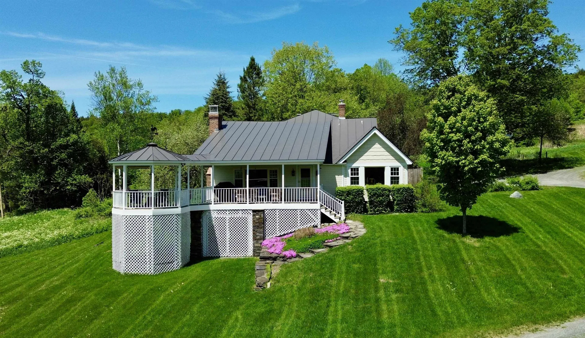 441 Rhoades Hill Road Barnard VT 05031