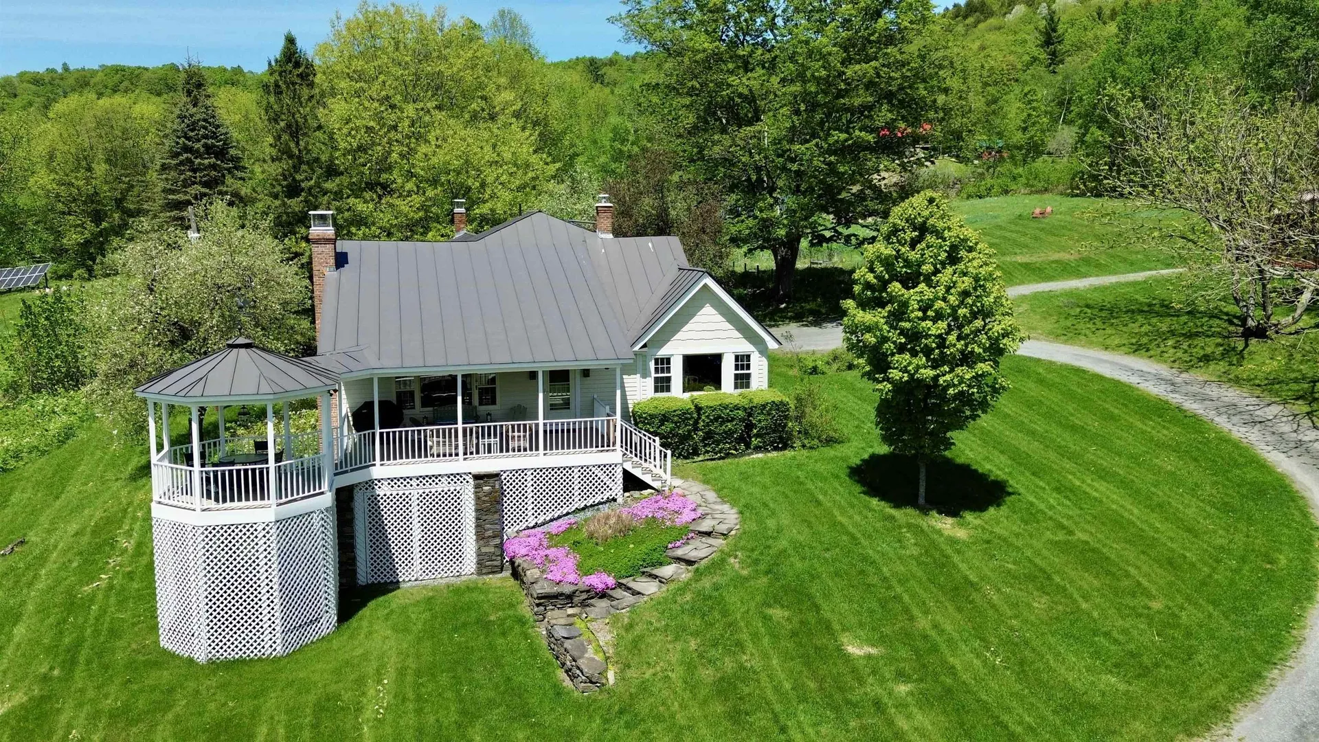 441 Rhoades Hill Road Barnard VT 05031