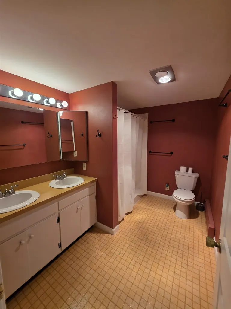 7 Evergreen Lane Middlebury VT 05753