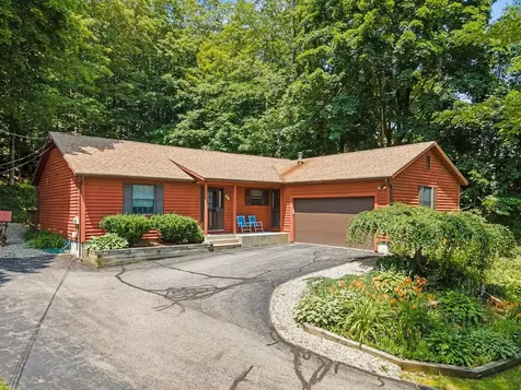 15 Kelsea Avenue Center Harbor NH 03226