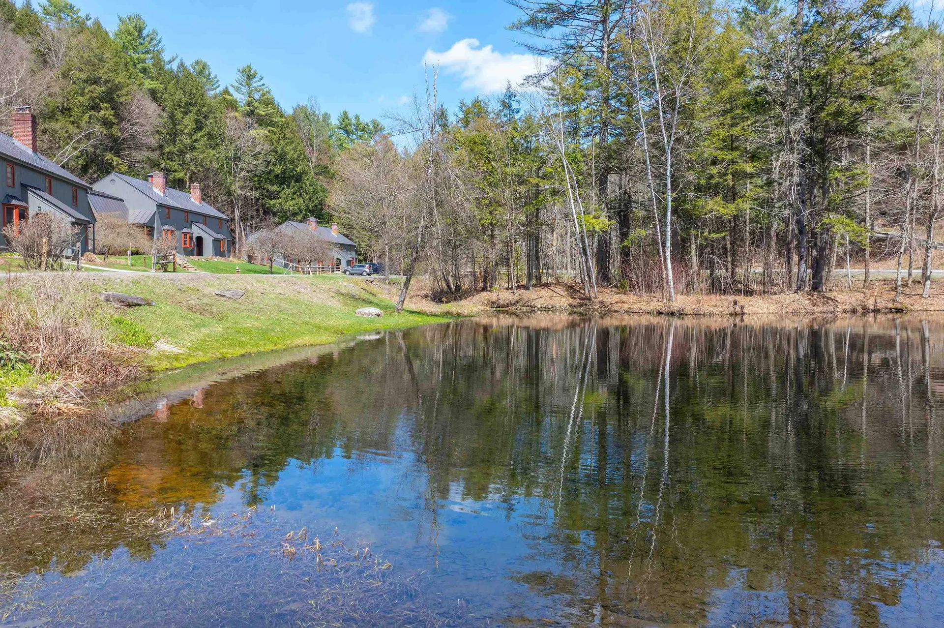 574 Willard Road Hartford VT 05059