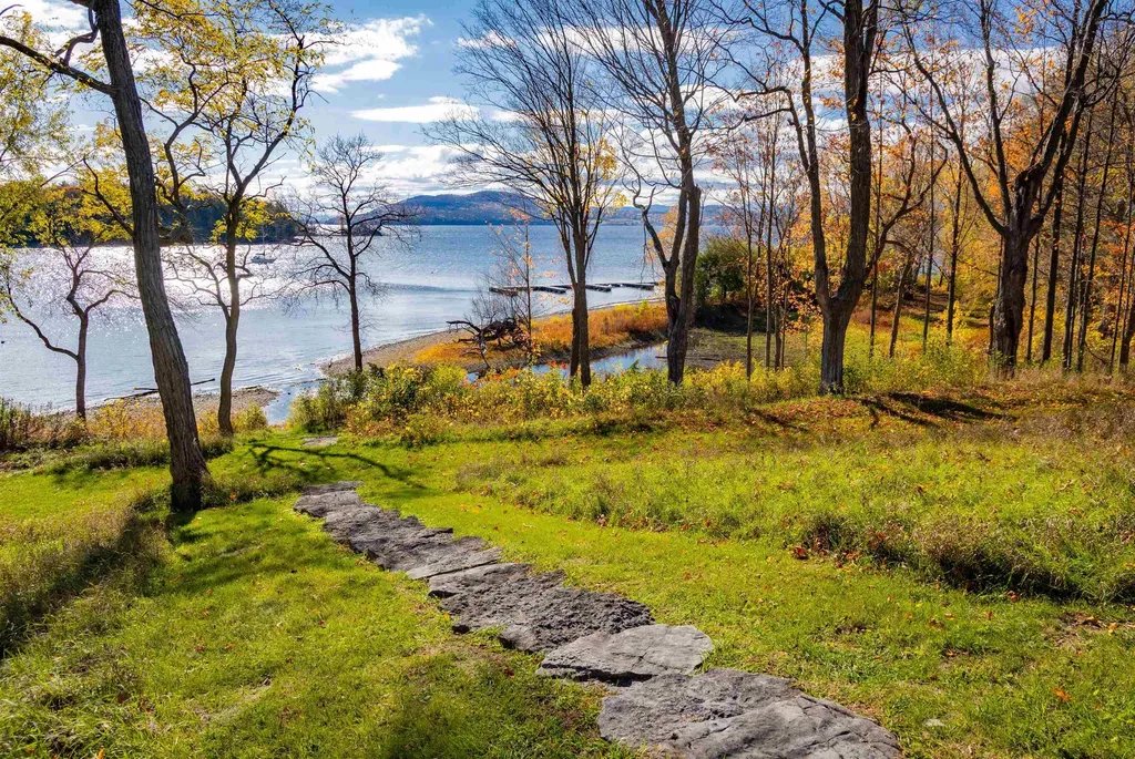188 Mcneil Cove Road Charlotte VT 05445-0000