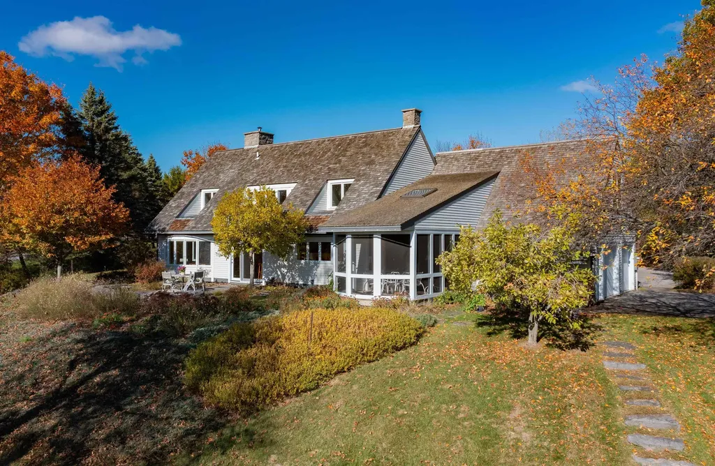 188 Mcneil Cove Road Charlotte VT 05445-0000