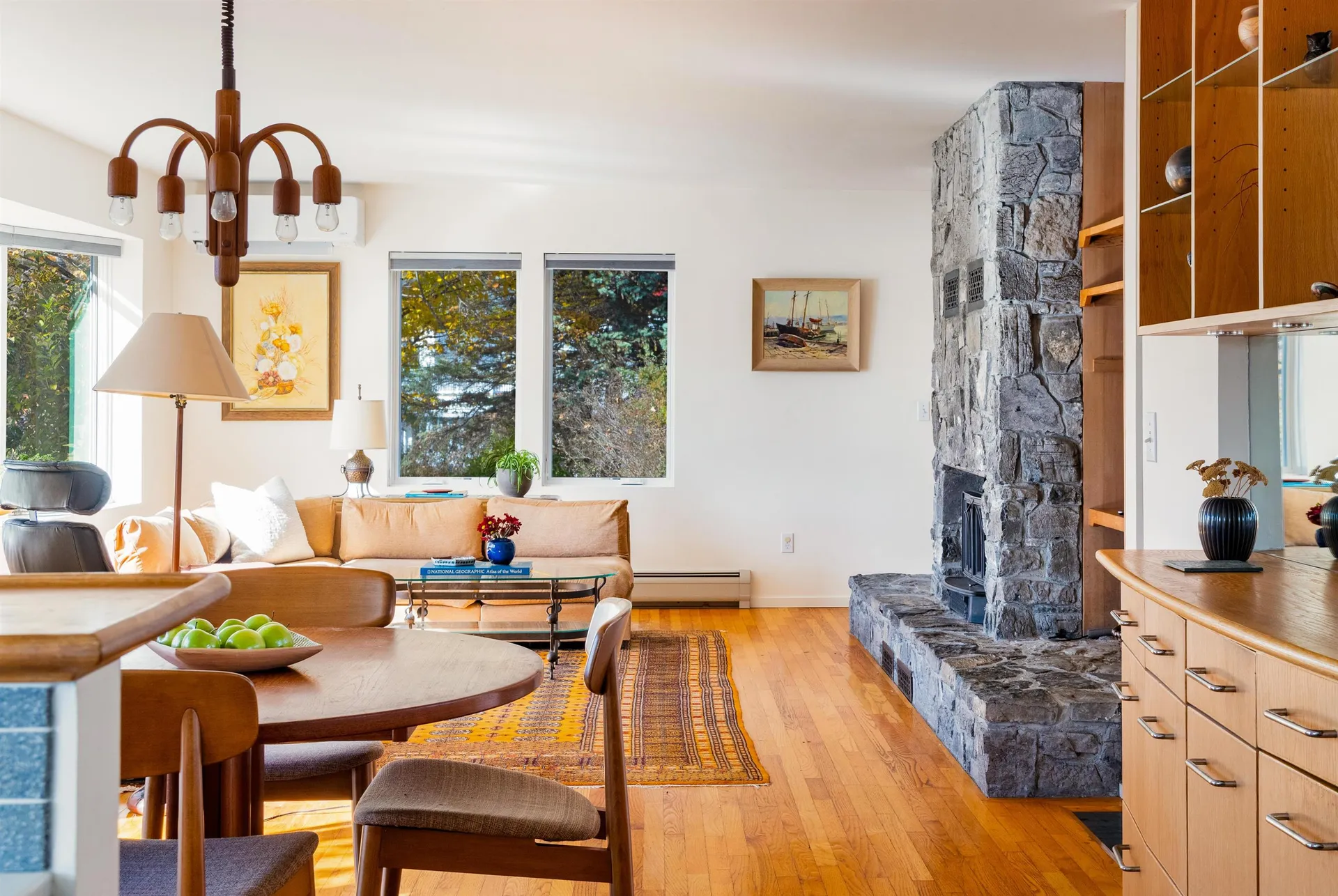 188 Mcneil Cove Road Charlotte VT 05445-0000