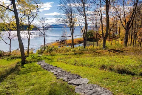 188 Mcneil Cove Road Charlotte VT 05445-0000