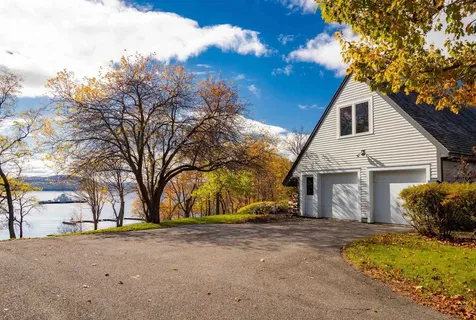 188 Mcneil Cove Road Charlotte VT 05445-0000