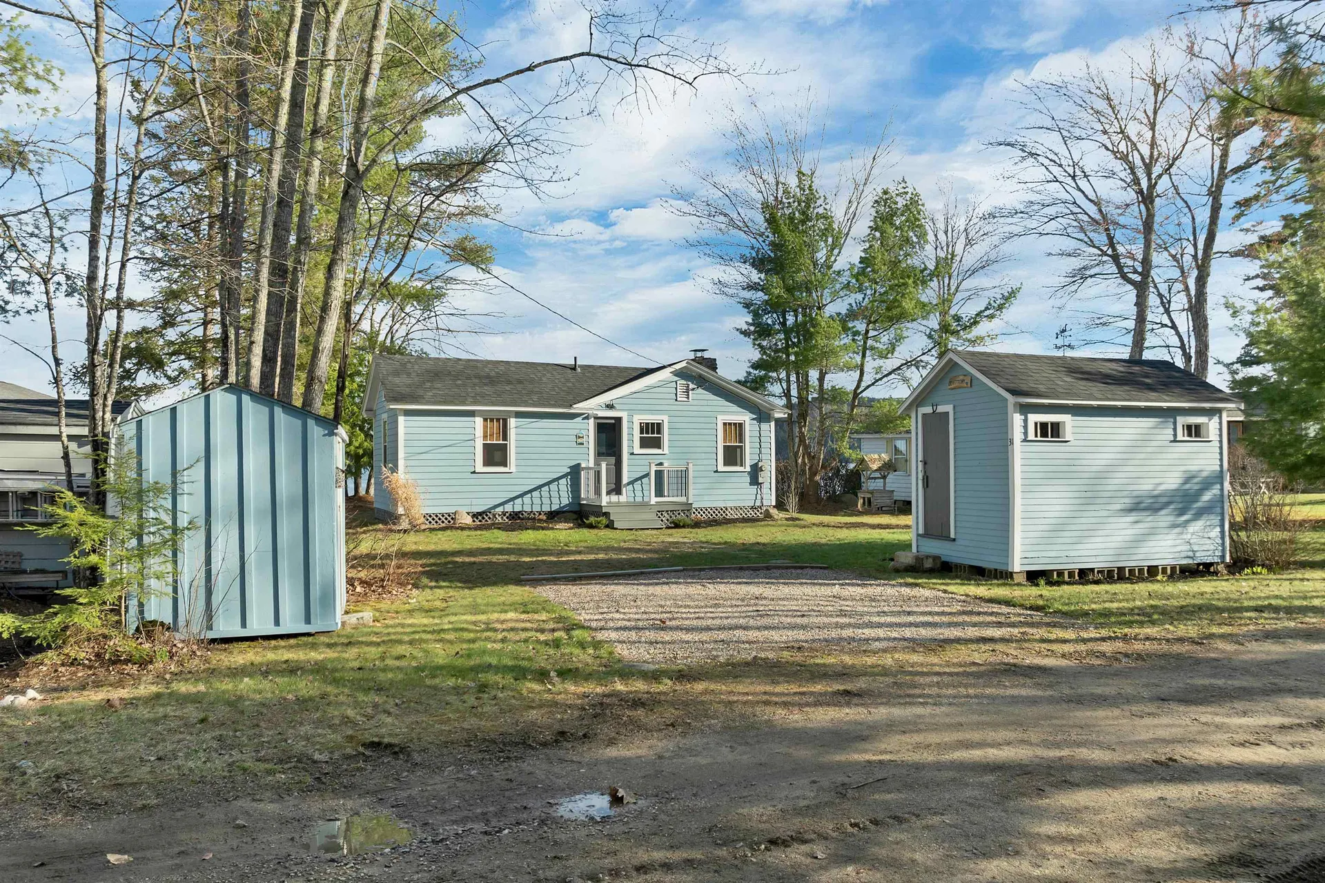 31 Lake Shore Drive Effingham NH 03882