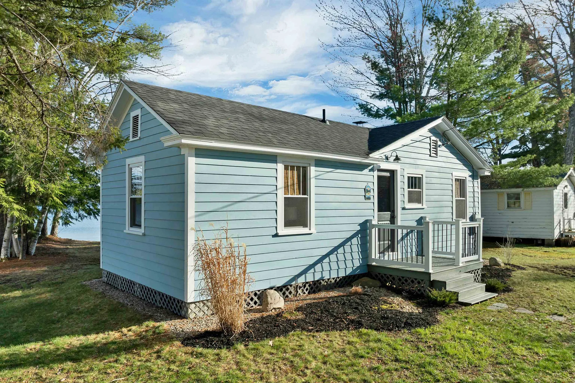 31 Lake Shore Drive Effingham NH 03882