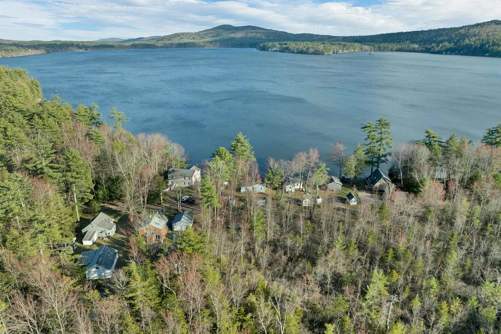 31 Lake Shore Drive Effingham NH 03882