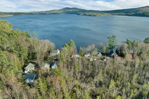 31 Lake Shore Drive Effingham NH 03882