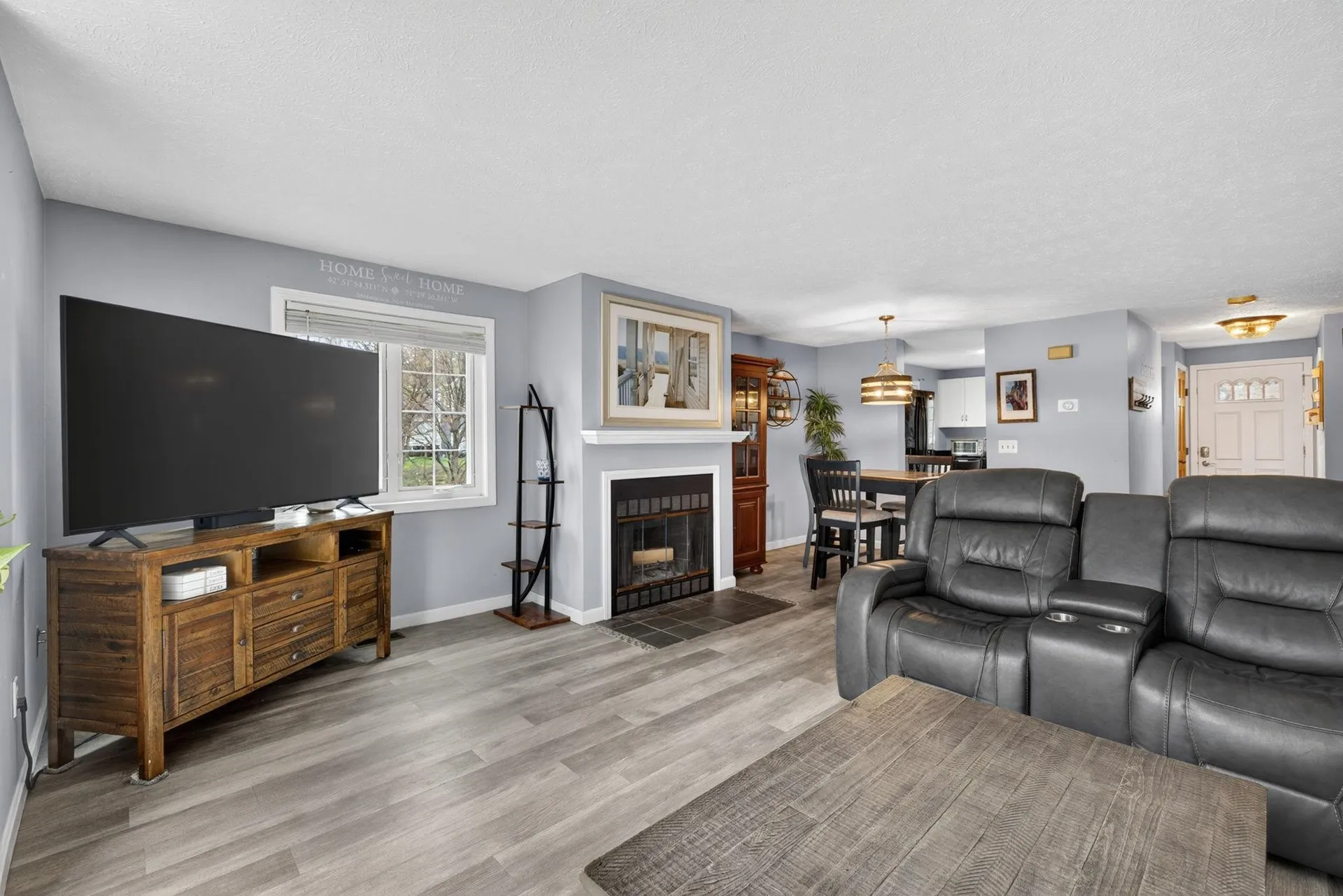 36 Swift Lane Merrimack NH 03054