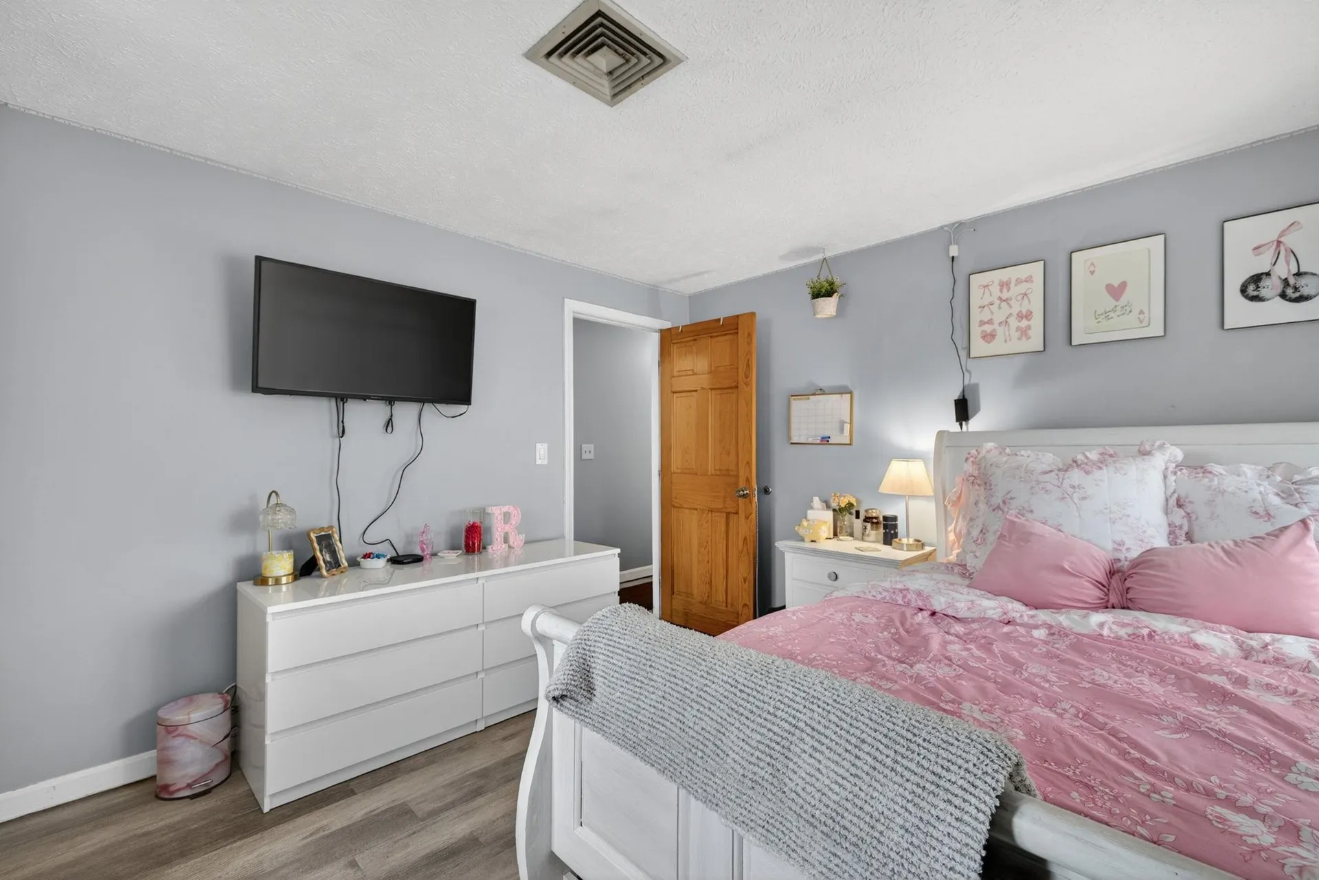 36 Swift Lane Merrimack NH 03054