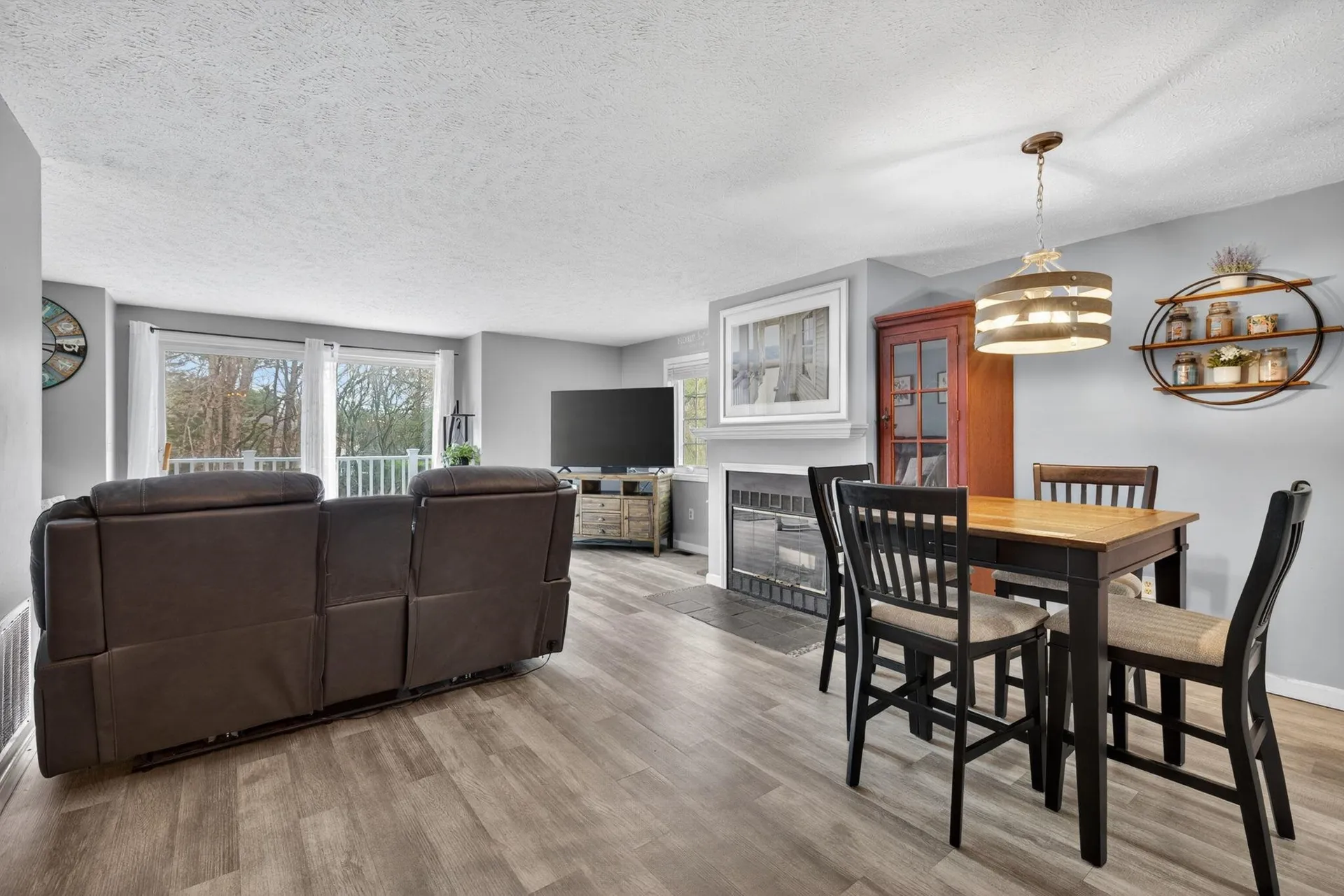 36 Swift Lane Merrimack NH 03054
